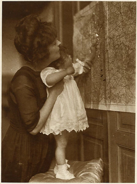 Mother and daughter with map, Bonjour Papa! WW1
