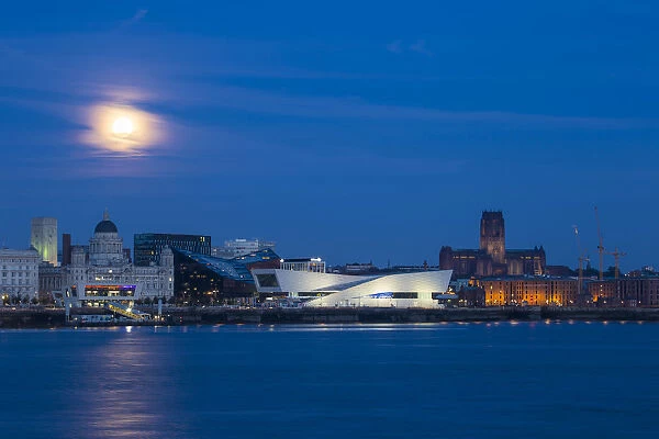 United Kingdom, England, Merseyside, Liverpool, Super moon over Liverpool skyline
