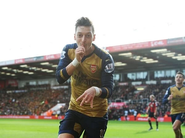 Mesut Ozil Scores First Goal: Arsenal's Victory at Bournemouth, 2016