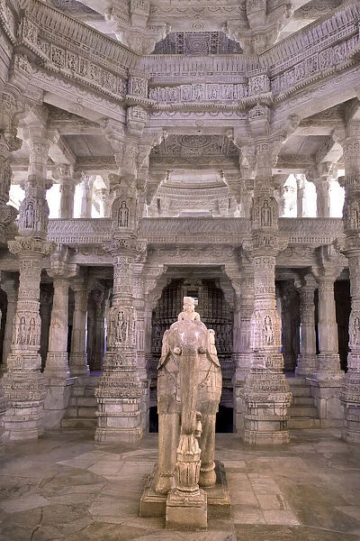 India, Rajasthan, Ranakpur, Jain temple