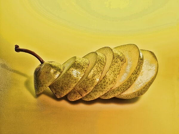 Pear on side sliced