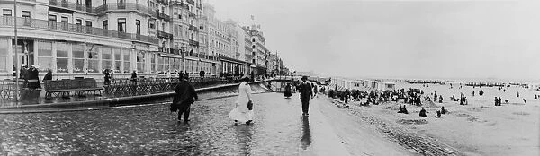 Ostend. 17th May 1909: A wet day on the promenade at Ostend