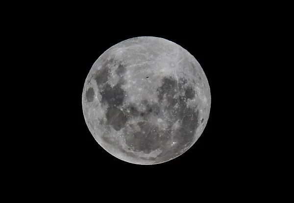 Argentina-Eclipse-Moon