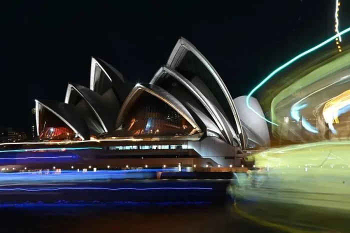 Framed Print : AUSTRALIA-EARTH HOUR-SYDNEY-OPERA HOUSE-LIGHT Framed Print : AUSTRALIA-EARTH HOUR-SYDNEY-OPERA HOUSE-LIGHT