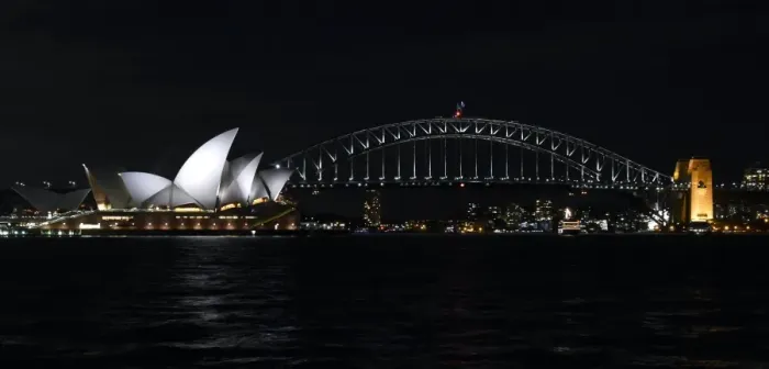 Framed Print : Australia-Environment-Climate-Warming-Energy-Earth Hour-Bridge-Sydney Framed Print : Australia-Environment-Climate-Warming-Energy-Earth Hour-Bridge-Sydney