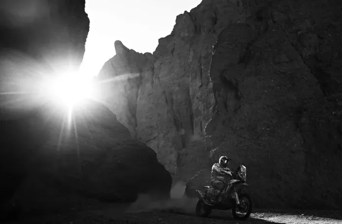 Framed Print : Auto-Moto-Rally-Dakar-Stage3-Black and White