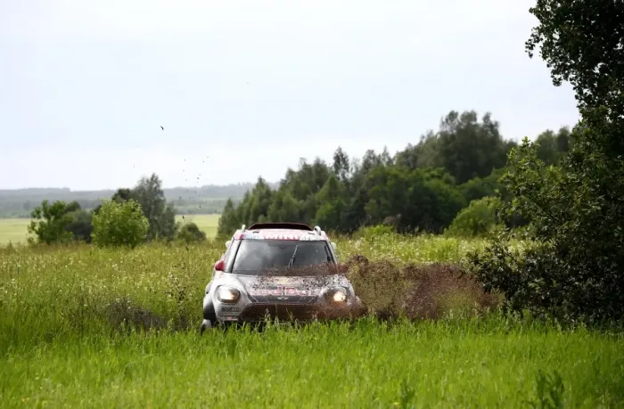 Framed Print : Auto-Rus-Chn-Rally-Silk Way-Stage1