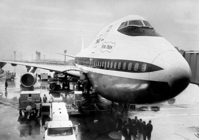 Framed Print : Aviation-Boeing 747