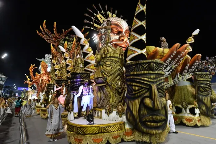 Framed Print : Brazil-Carnival-Sao Paulo-Vai-Vai Framed Print : Brazil-Carnival-Sao Paulo-Vai-Vai