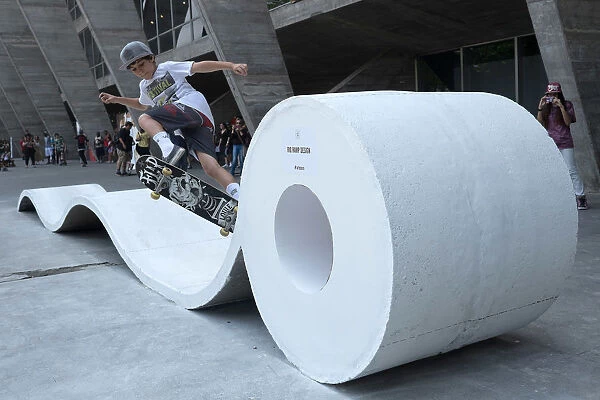 Brazil-Daily Life-Art-Skateboarding