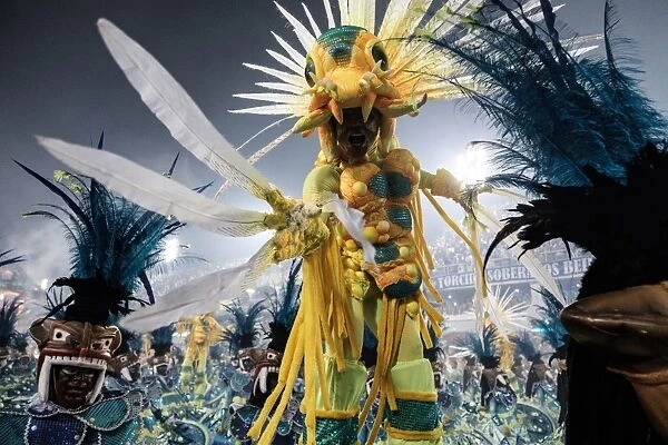 Brazil-Rio-Carnival-Parade-Grande Rio