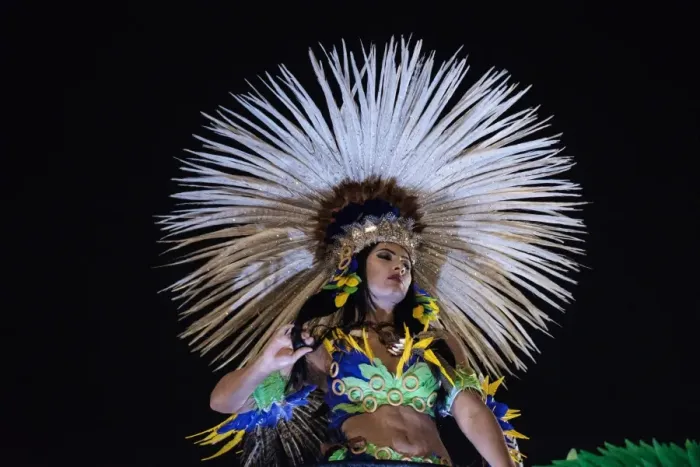 Framed Print : Brazil-Rio-Carnival-Parade-Imperatriz