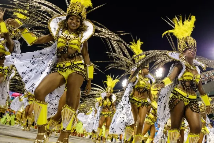 Framed Print : Brazil-Rio-Carnival-Sao Clemente Framed Print : Brazil-Rio-Carnival-Sao Clemente