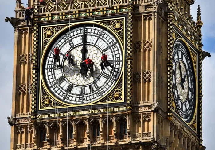 Framed Print : Britain-Parliament-Heritage-Tourism Framed Print : Britain-Parliament-Heritage-Tourism
