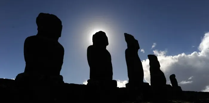 Framed Print : Chile-Easter Island-Eclipse-Preparation
