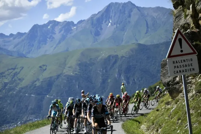 Framed Print : Cycling-Fra-Tdf2016-Pack-Postcard