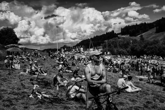 Framed Print : Cycling-Fra-Tdf2017-Fans-Black and White Framed Print : Cycling-Fra-Tdf2017-Fans-Black and White