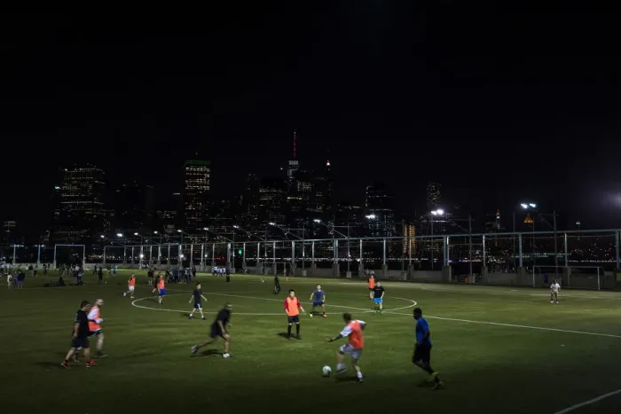 Framed Print : FBL-WC2018-US-FIELD
