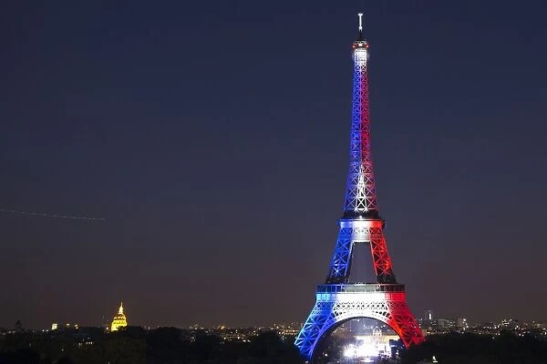 France-Bastille-Day. Fireworks light the skies above the Eiffel Tower in