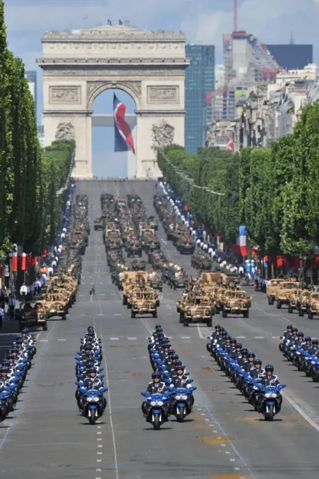 Framed Print : France-Bastille Day-Parade