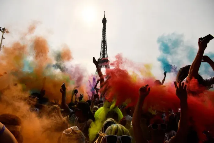 Framed Print : France-Color Run-Sport-Entertainment Framed Print : France-Color Run-Sport-Entertainment