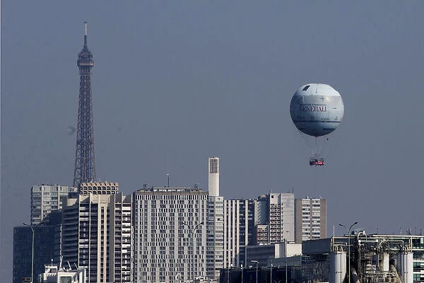 France-Tethered-Balloon