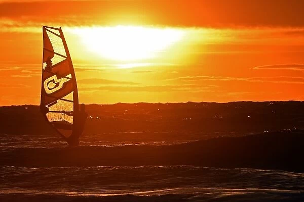 France-Windsurfing-Sunset