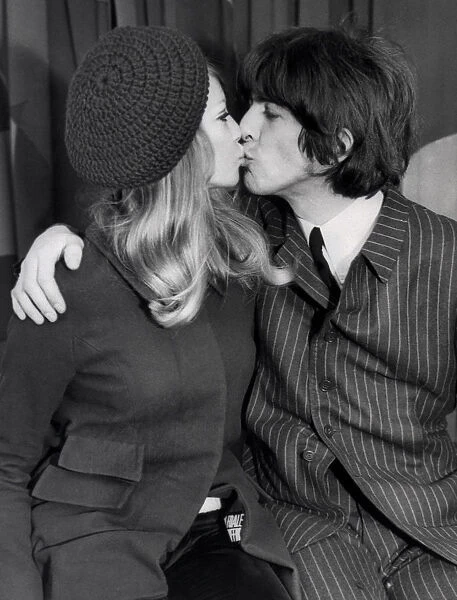 George Harrison Kisses Patti Boyd