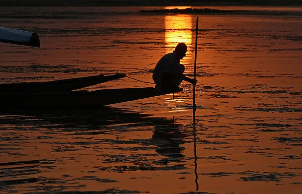 India-Kashmir-Environment-Sunset