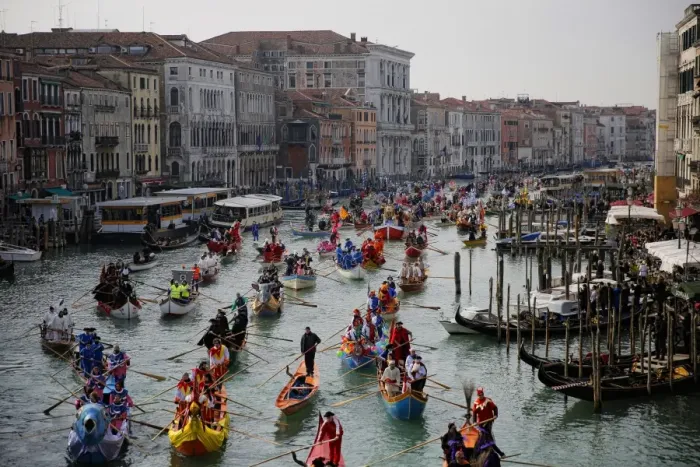 Framed Print : Italy-Carnival-Venice-Tourism-Culture-Lifestyle Framed Print : Italy-Carnival-Venice-Tourism-Culture-Lifestyle