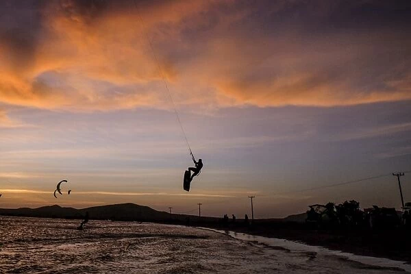 Kitesurfing-Colombia-Indigenous-Wayuu
