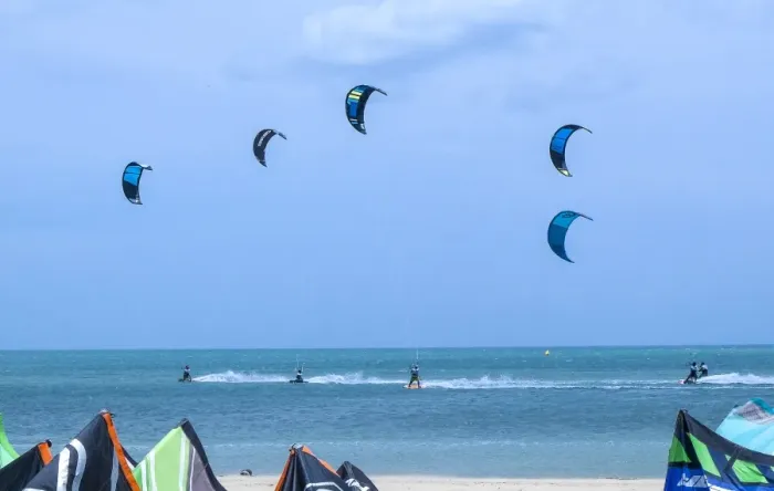 Framed Print : Kitesurfing-Colombia-Indigenous-Wayuu
