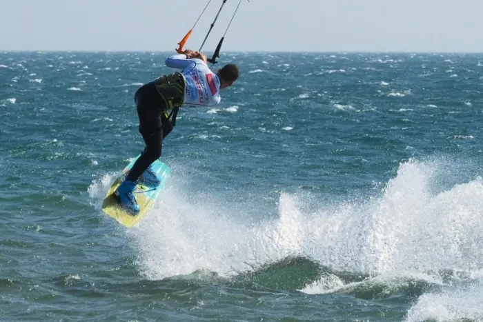 Framed Print : Kitesurfing-Windsurfing-World-Fra