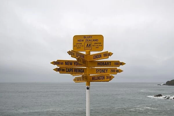 Nzealand-Feature-Direction-Signs