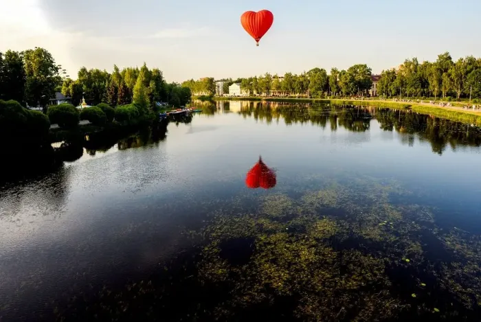 Framed Print : Russia-Hot air Balloon-Festival-heart-river Framed Print : Russia-Hot air Balloon-Festival-heart-river