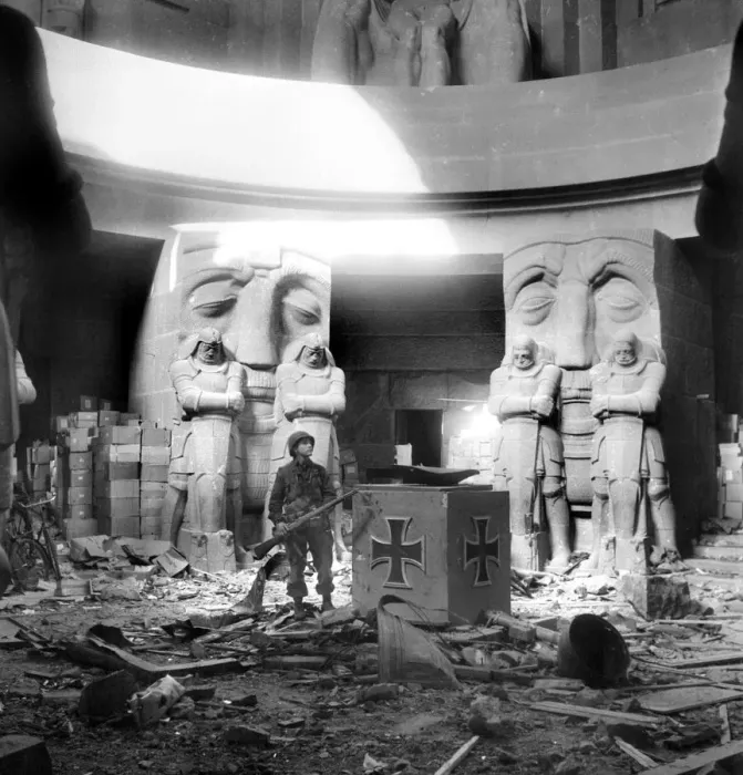 Framed Print : US soldier stands in the middle of rubble in the Monument of the Battle of the Nations in Leipzig