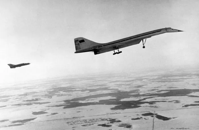 Framed Print : Tupolev 144