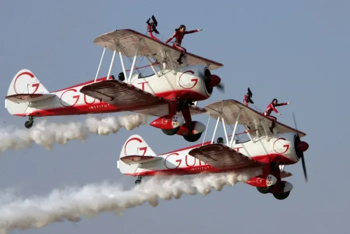 Framed Print : Uae-Aerobatics-Show Framed Print : Uae-Aerobatics-Show