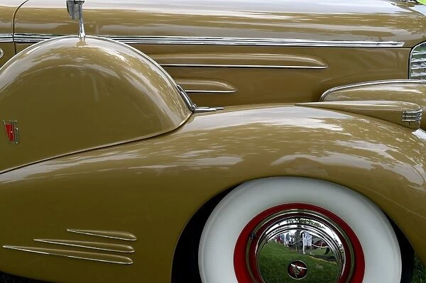 Us-Classic Car-Cadillac-1938