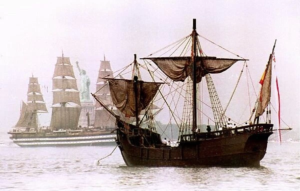 Us-Columbus Ship. The Italian tall ship Amerigo Vespucci 