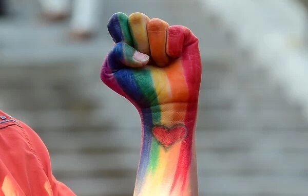 Us-Rainbow-Fist-Colour-Orlando