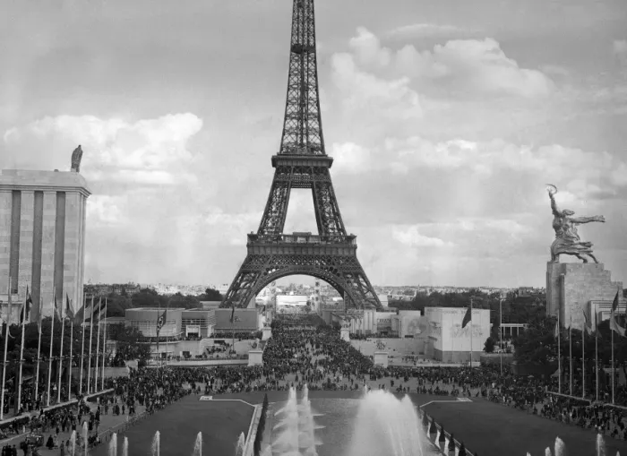 Framed Print : WORLD FAIR-1937 Framed Print : WORLD FAIR-1937
