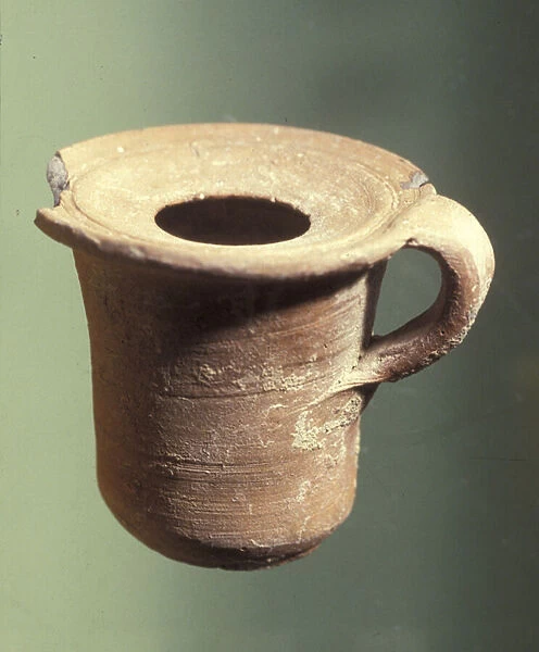 Ink pot found in Qumran (terracotta)