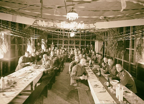 Australian soldiers Christmas dinner Austr Club dining