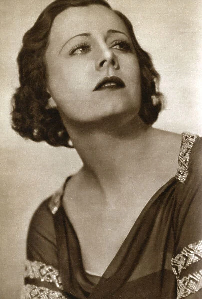 Irene Dunne, American actress, 1933