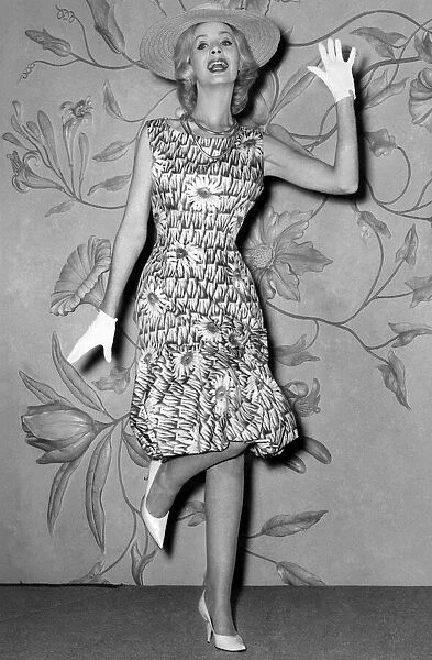 Fashion 1960 s. A green printed Calpreta drip dry dress by Alice Edwards