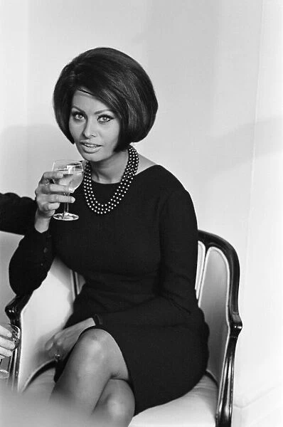 Sophia Loren at a reception in the River Room of the Savoy Hotel