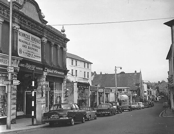 Winner Street, Paignton in November 1969. Note the Emporium on the left