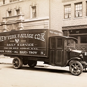 1921 Pierce Arrow van