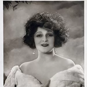 Lya de Putti - Hungarian film actress during the silent era